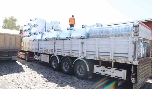 TBB, Ardahan Belediyesine çöp konteynerleri hibe etti