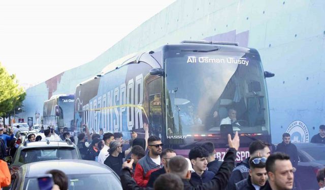 Trabzonspor taraftarı takımını Rize deplasmanına uğurladı