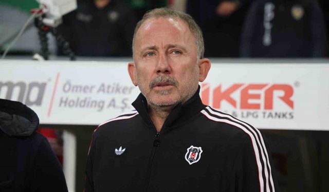 Trendyol Süper Lig: Konyaspor: 0 - Beşiktaş: 1 (Maç devam ediyor)