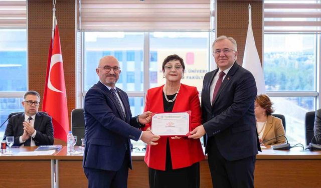 TSE’den Hacettepe Üniversitesi Eğitim Fakültesine Kalite Yönetim Sistemi Belgesi