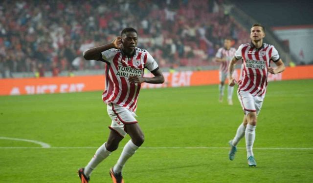 UEFA Konferans Ligi: Samsunspor: 1 - Dinamo Kiev: 0 (Maç devam ediyor)