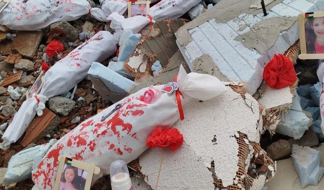 Üniversite öğrencileri Filistin’de yaşanan zulme dikkat çekti