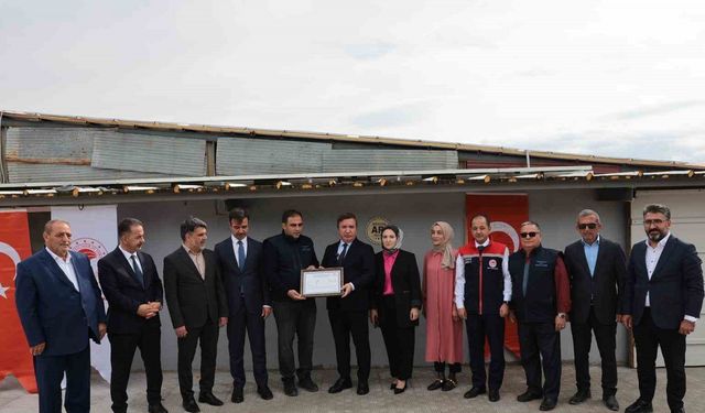 Vali Aydoğdu: "Kaliteli üretimin ve üreticinin yanındayız"