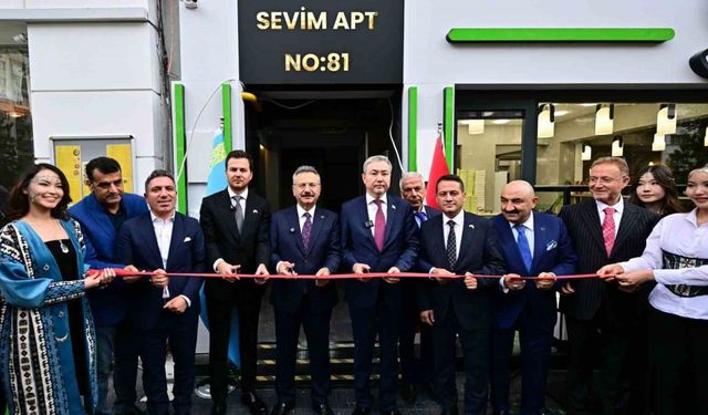 Vali Hüseyin Aksoy, Kazakistan Fahri Konsolosluğu’nun açılış programına katıldı