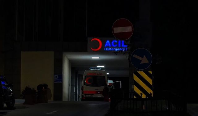 Yaralı şekilde hastane önüne atıldı, polis harekete geçti