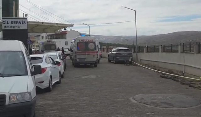 Yardım sergisinde yedikleri yemekten zehirlendiği ileri sürülen lise öğrencileri hastanelik oldu