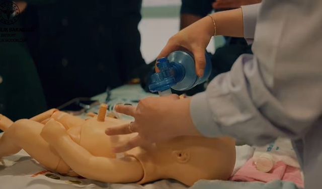 Yenidoğan canlandırma eğitimi tamamlandı