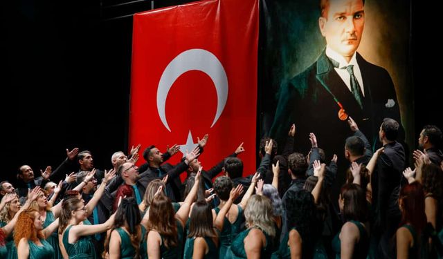 Yenişehir’de Cumhuriyetin 102. Yılına Özel Konser Coşkusu