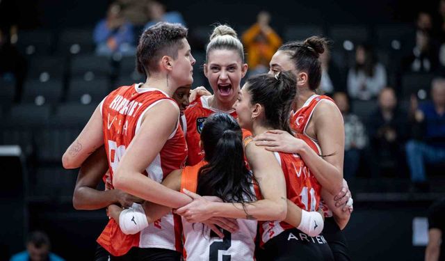 Eczacıbaşı Dynavit, Şampiyonlar Ligi’ne fırtına gibi başladı