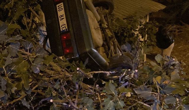 Otomobil takla atıp, eve çarptı sürücü öldü