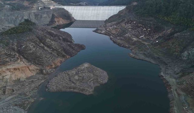 Son 65 yılın en kurak yılını yaşayan Hatay’da kentin içme suyunu karşılayan barajın su seviyesi yüzde 6’ya düştü