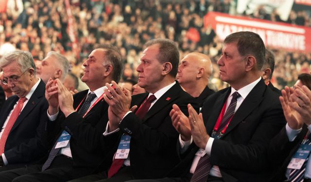 Seçer: “Kurultay CHP iktidarının ilk adımıdır”