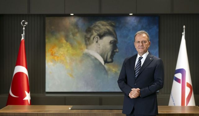 Seçer: “Atatürk’ün ışığında, birlikte hep daha ileriye”