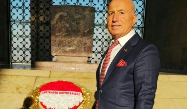 TÜRKONFED Üyesi Hüseyin Kış, Anıtkabir’i ziyaret etti