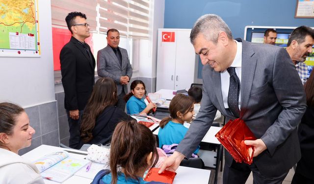 Vali Atilla Toros, Şehit Özkan Demir Ortaokulunun Açılışına Katıldı