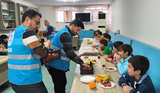 Anamur’da Genç Gönüller Çocuklarla Buluştu