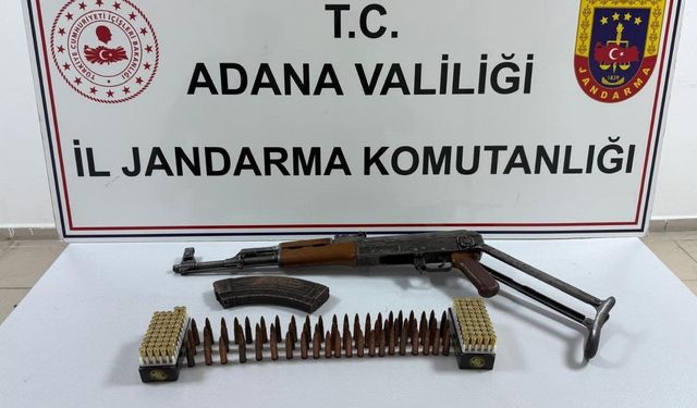 Adana'da uzun namlulu silahla yakalanan 2 şüpheli tutuklandı
