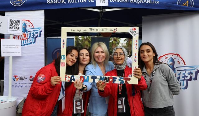 Akdeniz Üniversitesi 18 alanda Türkiye'nin ilk 20 üniversitesi arasında