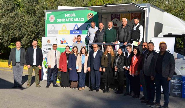 Alanya'da Çevre Dostu Çiftçi Kart Projesi üreticilere anlatıldı