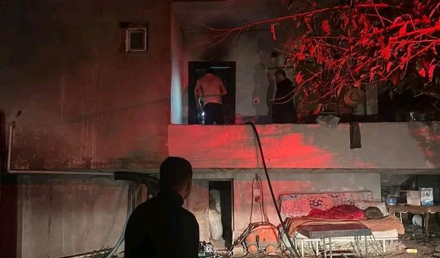 Arsuz'da müstakil ev yandı