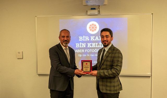 'Bir Kare, Bin Kelime', 'Basında Haber Fotoğrafı Kullanımı' eğitimi gerçekleştirildi