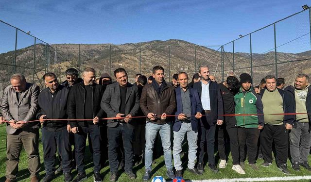 Fekeli gençler sahasına kavuştu