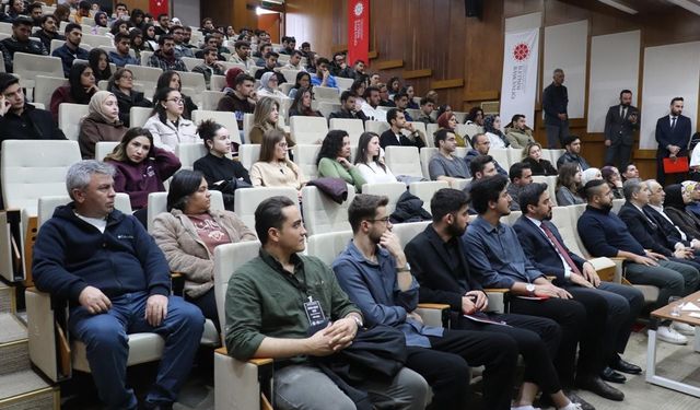 'Geleceğin Liderleri Akademisi' eğitimi düzenlendi