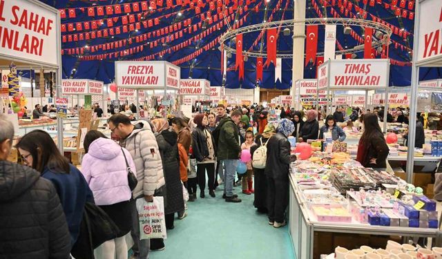 Isparta'da 10 günlük kitap şöleni sona erdi