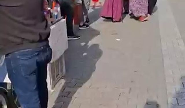 Kadınlar saç başa kavgaya tutuştu: O anlar kamerada