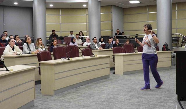 Kepez Belediyesi'nde personele solunum sağlığı eğitimi verildi