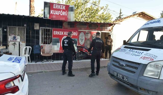 Kepez'de berberler denetlendi