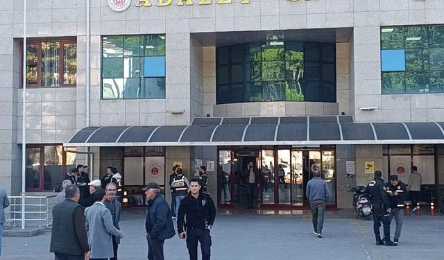 Manavgat Belediyesindeki rüşvet davasında tutuksuz sanık Demir Demir: 'Manavgat'ta rüşveti sağır sultan duydu, başkan duymamış'