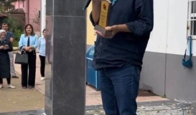 Osmaniye'de 35 yıllık meslek hayatı alkışlarla taçlandı