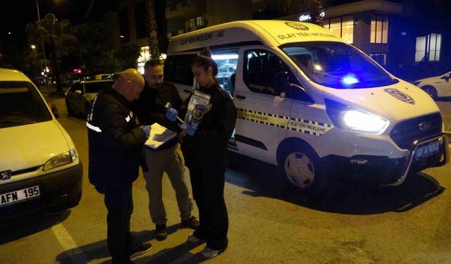 Park halindeki araçlara çarptı, pompalı tüfek ile işyeri sahibini yaraladı