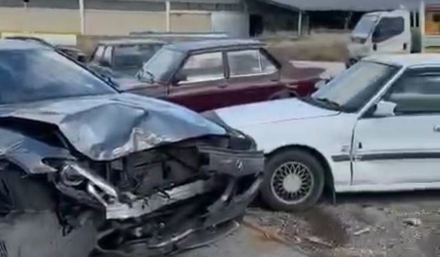 Temizlenmesi için bırakılan lüks otomobili izinsiz alıp 3 araca çarptı: 1 yaralı