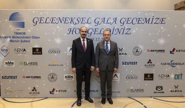 Vahap Seçer: Demokrasiye Kayıtsız Kalamayız