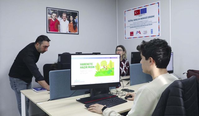 Yenişehir MERCEK’te Dijital Tasarım Eğitimi