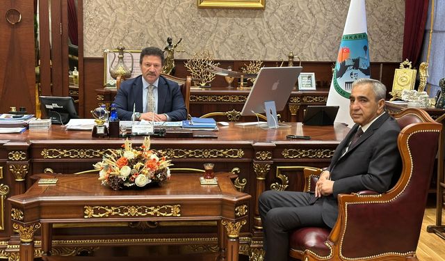 Mersin'de Korsan Taşımacılığa Karşı Güç Birliği!