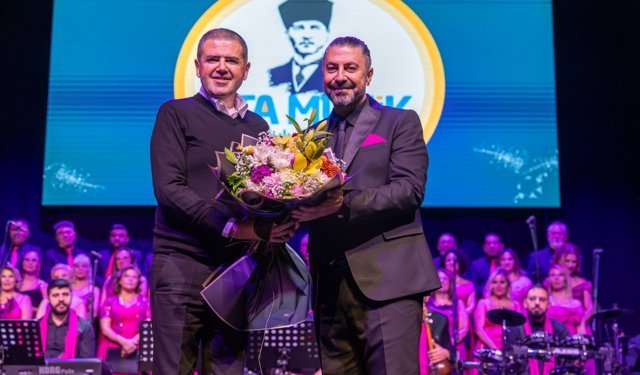 Mezitli’de Sanat Rüzgarı: Kültür Merkezi Dolup Taşıyor