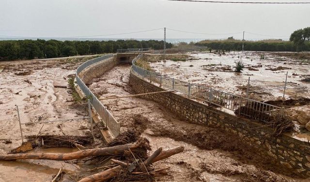 Mersin Valiliği yarın beklenen kuvvetli yağışlar için uyardı