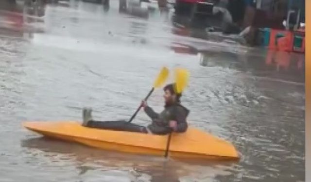 Gölde değil sokakta kano keyfi