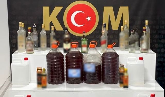 Isparta'da kaçak alkol ve sigara operasyonu