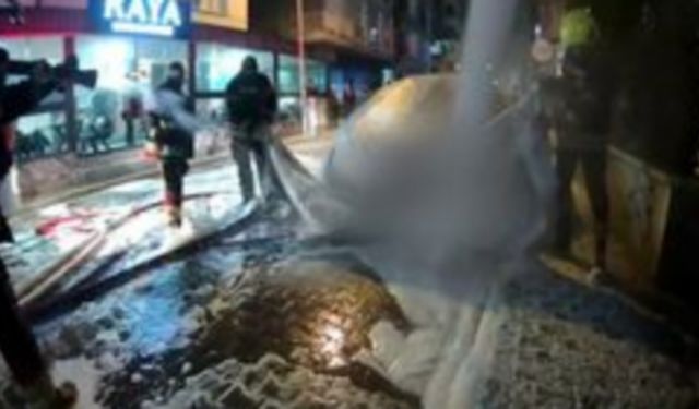 Mersin İtfaiyesi Elektrikli Araç Yangınına Yüksek Teknolojiyle Müdahale Etti