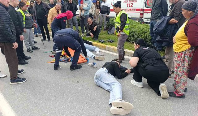 Geri manevra yapan kamyonete çarpan motosikletteki 2 kişi yaralandı