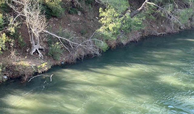 Osmaniye'de Aslantaş Barajı'nda yıllar sonra su tahliyesi başladı