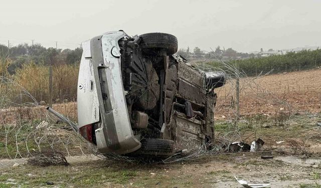Tarsus'ta yağış kazaya neden oldu