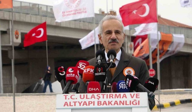 Bakan Uraloğlu: 'Isparta'da son 24 yılda ulaşıma 35,4 milyar lira yatırım yaptık'