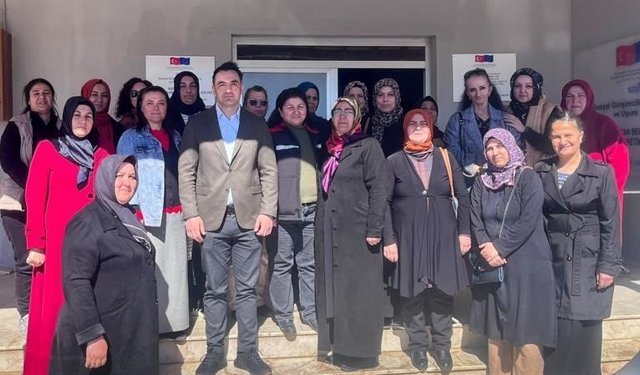 Kadınlar güçlerini birleştirip üretime geçti