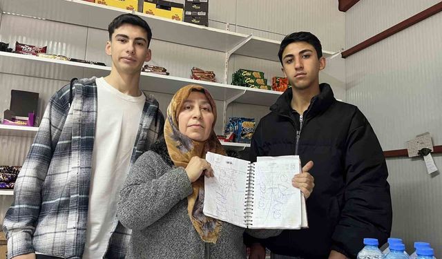 Liseliler harçlıklarıyla depremzede vatandaşların bakkal borcunu kapadı