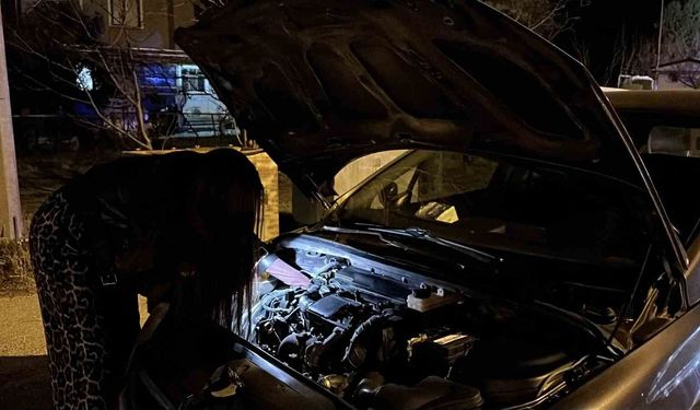 Polis Noktasında Sürpriz Karşılaşma: Genç Kadın Usta Yetişti